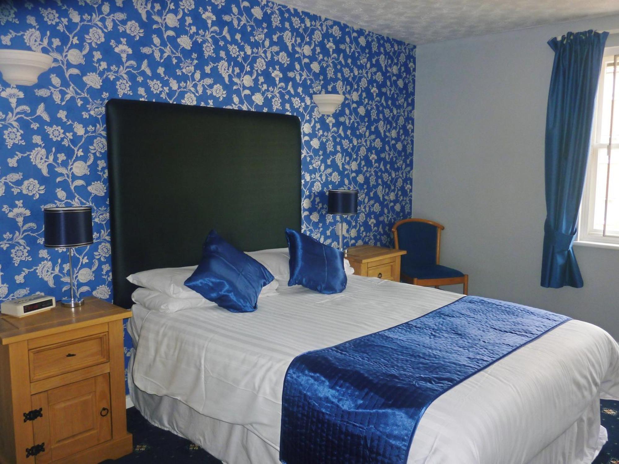The Oakland Hotel Woodham Ferrers Exterior foto